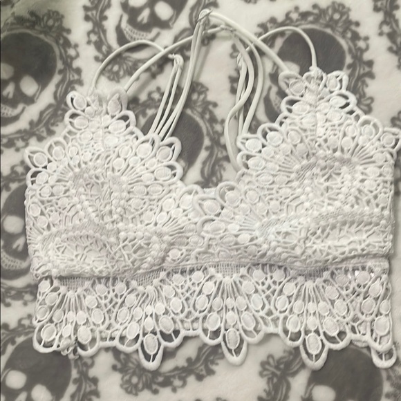 Free People White Lace Crop Top - Picture 1 of 2